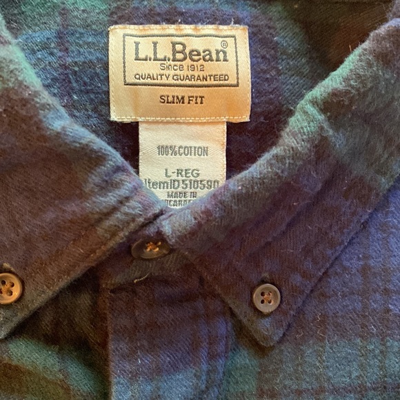 LL Bean slim fit Blackwatch tartan flannel shirt. - Picture 2 of 4